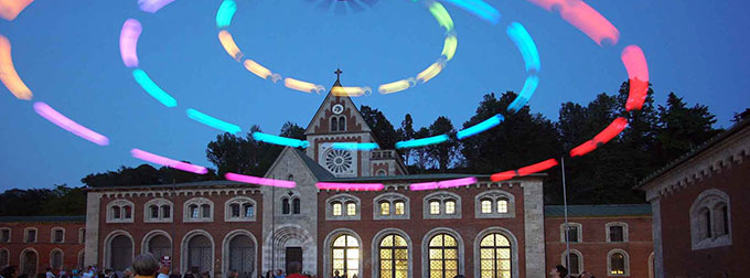 Image of the Heaven's Carousel presentation.