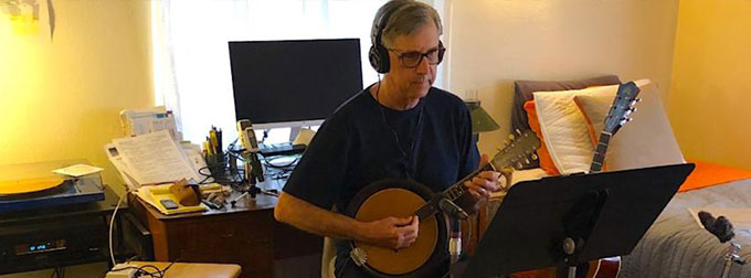 Photo of musician playing with JackTrip.